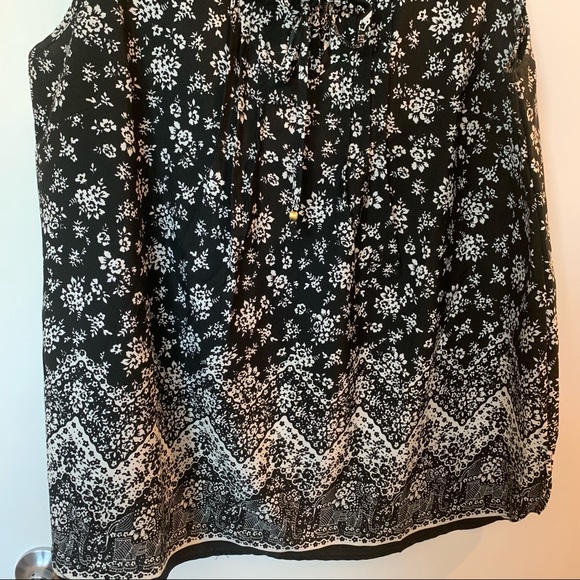 Womens Plus Size Speed Limit MPH Black & White Floral Tank Top 2X - Picture 4 of 16